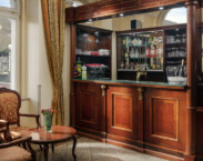 Lázeňský hotel Humboldt v Karlových Varech.