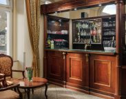 Lázeňský hotel Humboldt v Karlových Varech.